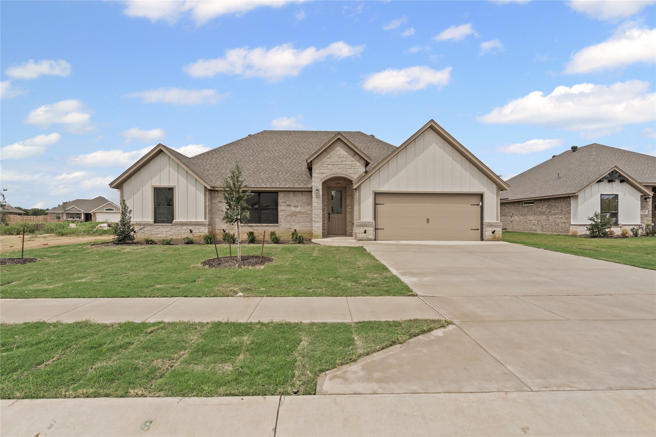 725 Jameson Street Springtown TX 76082