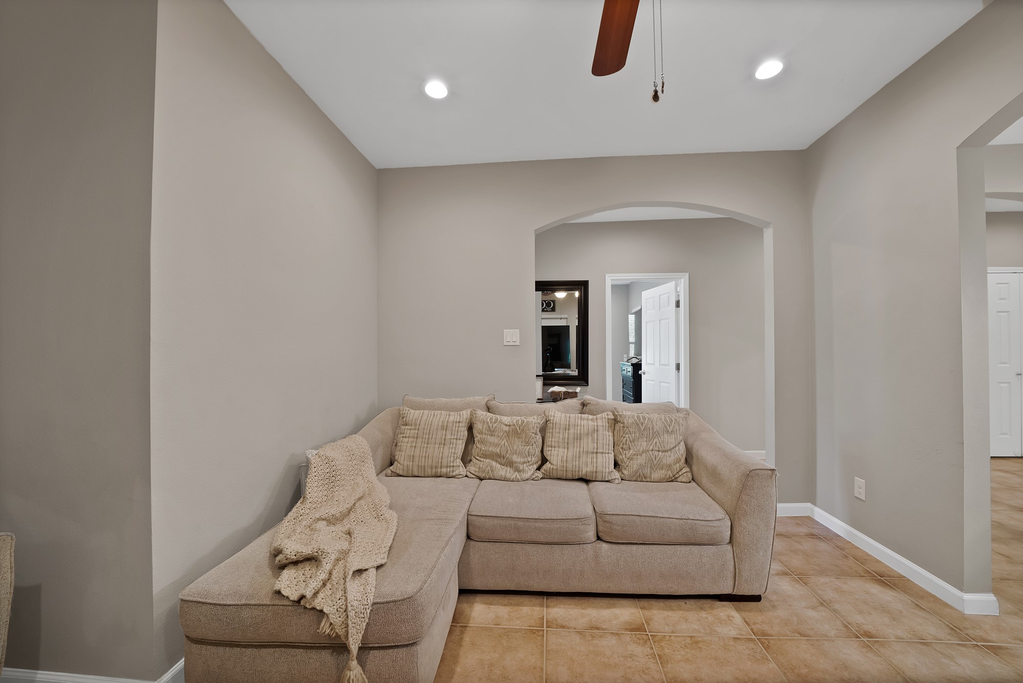 829 Lexington Drive Lancaster TX 75134