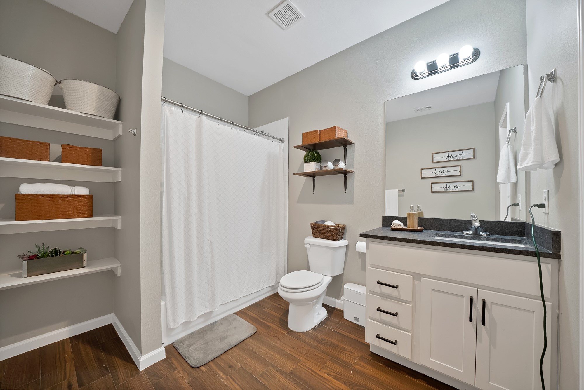 829 Lexington Drive Lancaster TX 75134