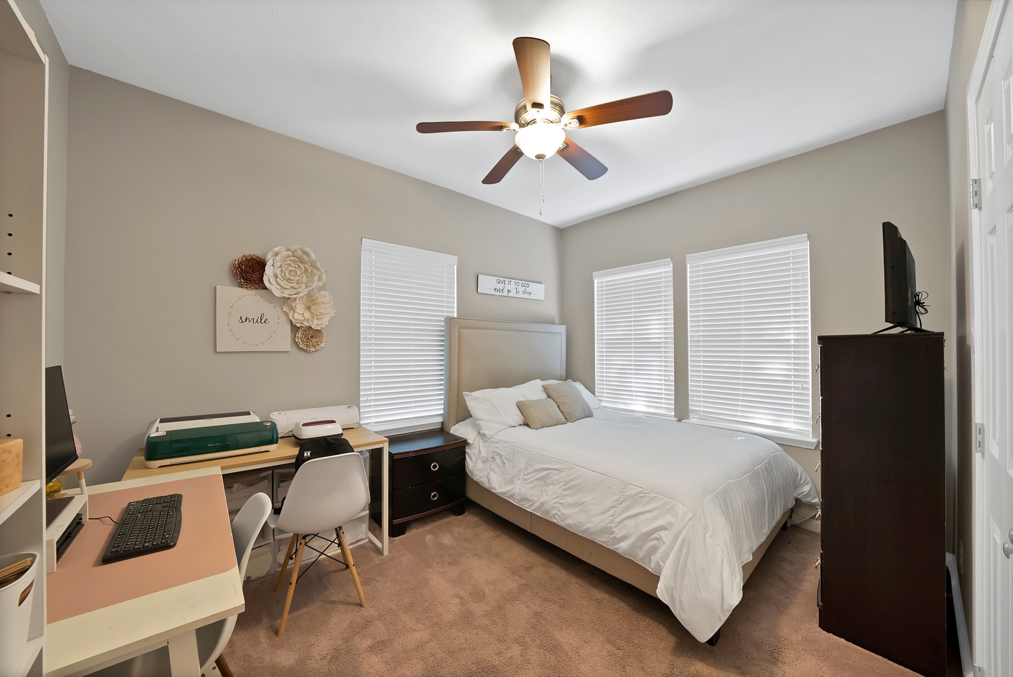 829 Lexington Drive Lancaster TX 75134