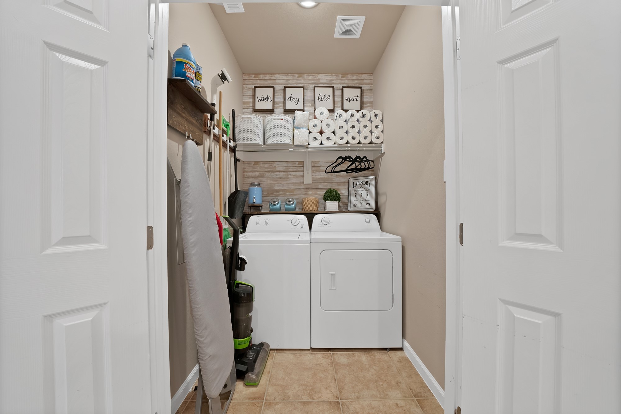 829 Lexington Drive Lancaster TX 75134