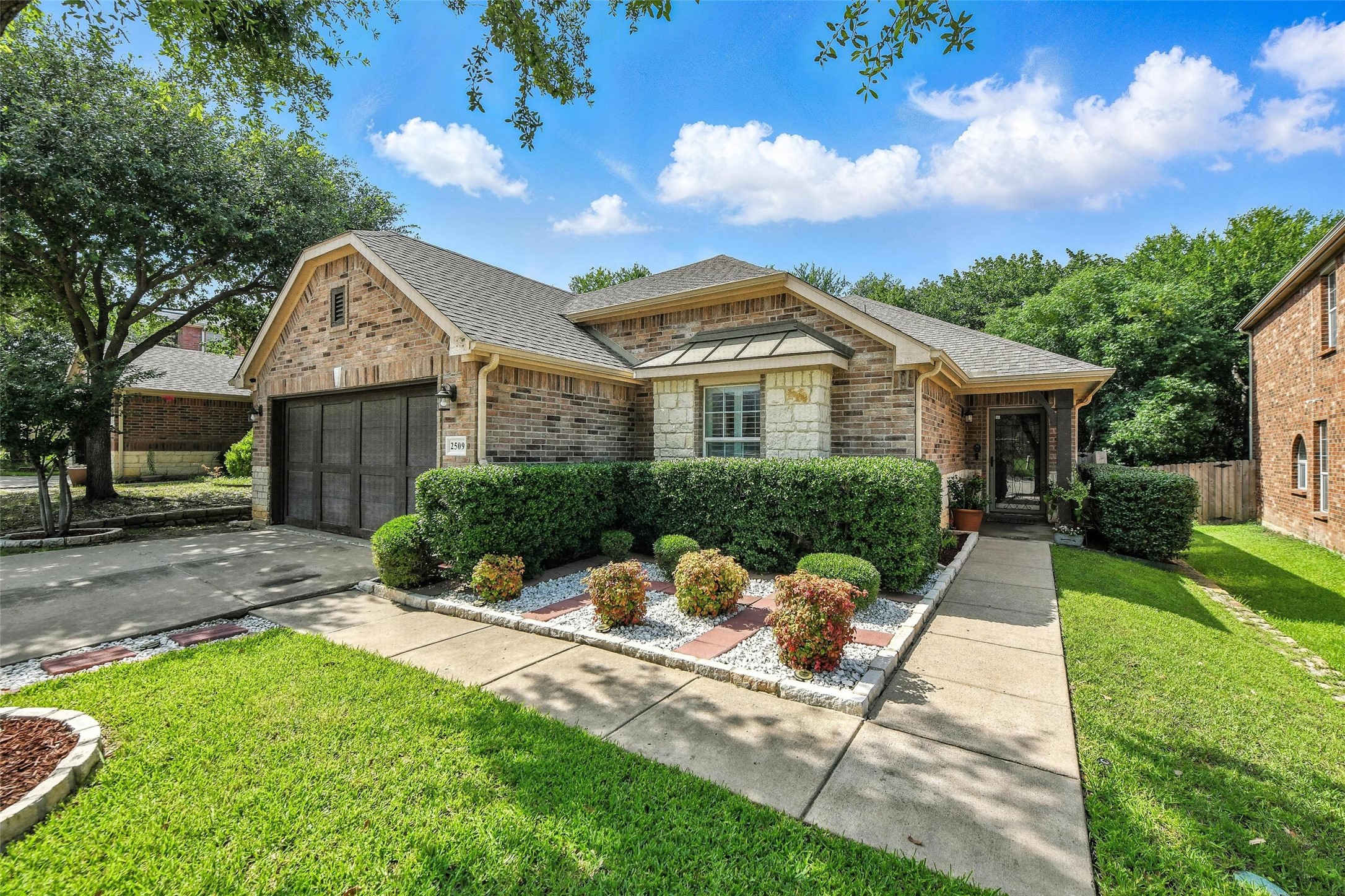 2509 Creek Villas Drive Bedford TX 76022