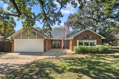 4985 Wolf Creek Trail Flower Mound TX 75028