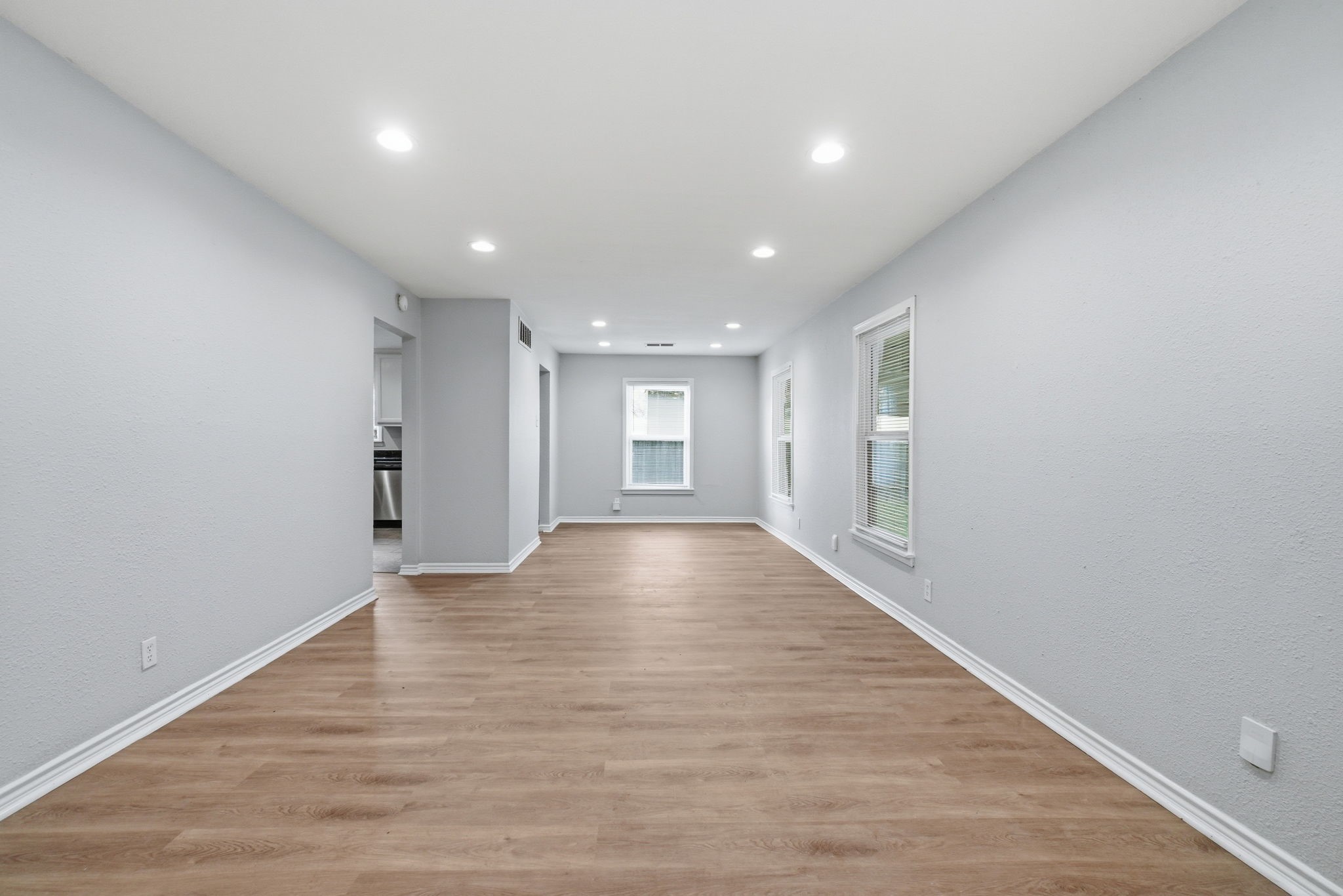 3459 Linda Drive Dallas TX 75220