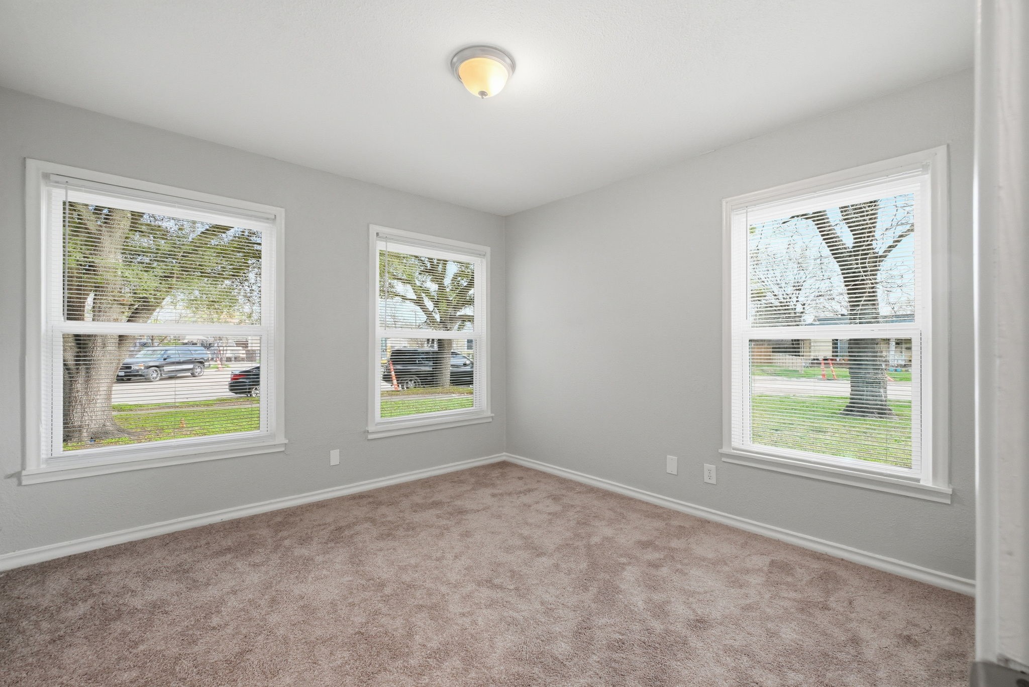 3459 Linda Drive Dallas TX 75220
