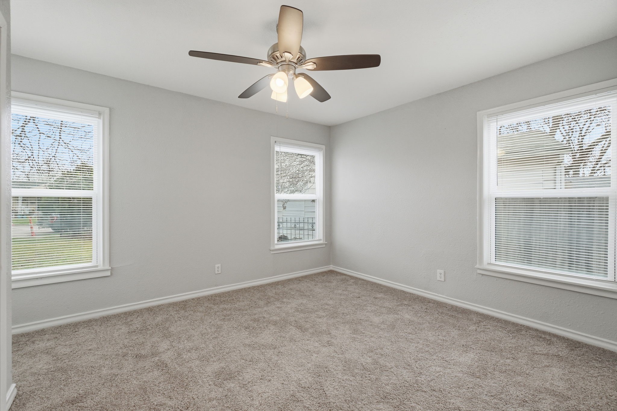 3459 Linda Drive Dallas TX 75220