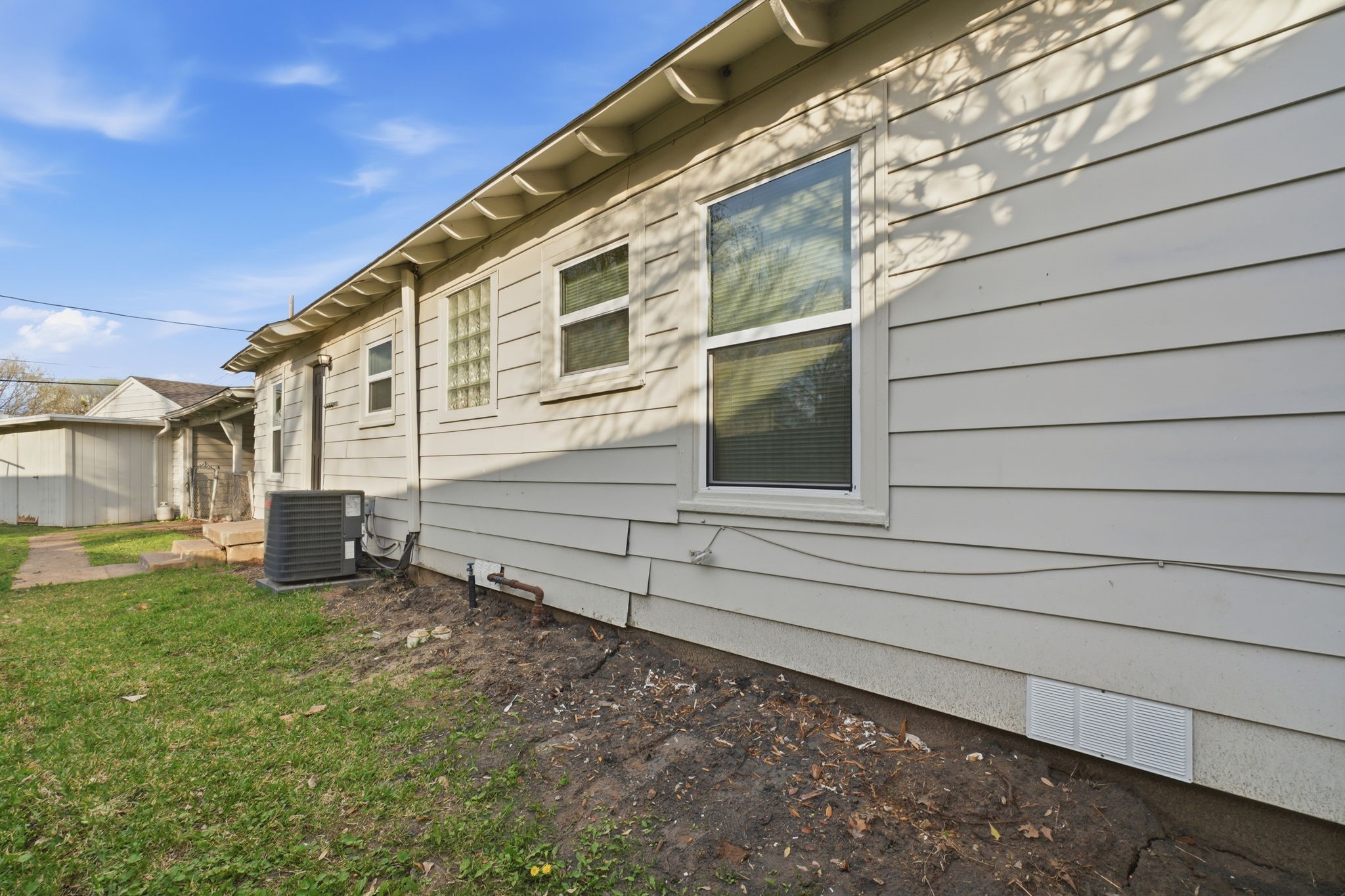 3459 Linda Drive Dallas TX 75220