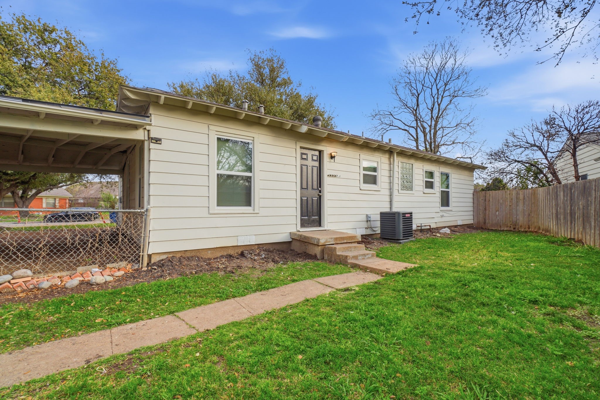 3459 Linda Drive Dallas TX 75220