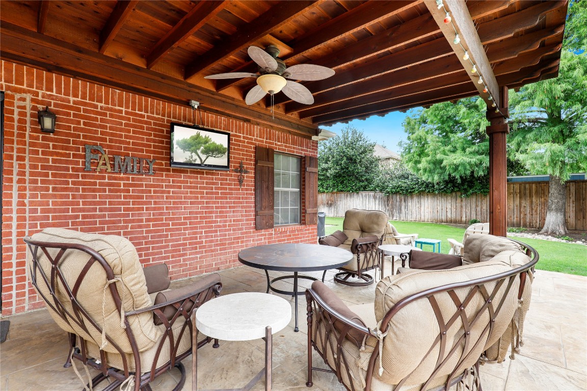 2704 Meadow Glen Drive Flower Mound TX 75022