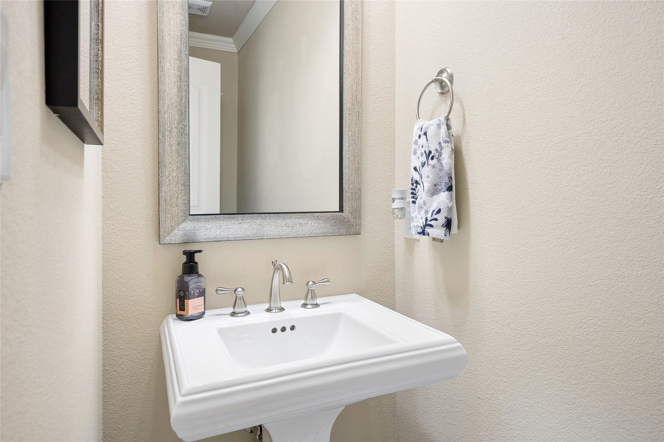 2409 Wiregrass Drive Mckinney TX 75071