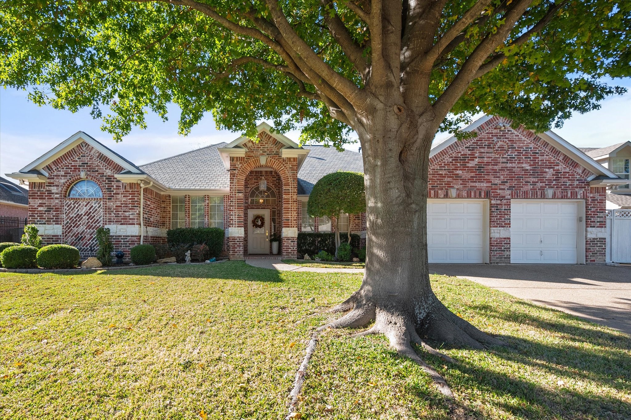 7701 Summer Glen Drive Arlington TX 76001