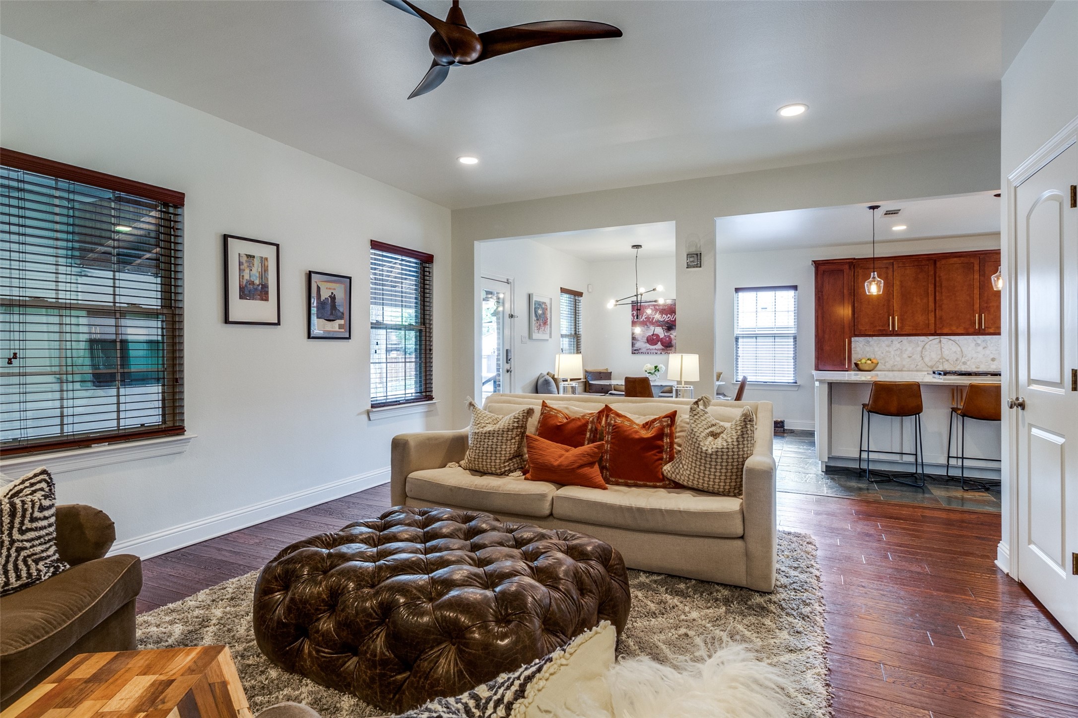 6002 Mercedes Avenue Dallas TX 75206