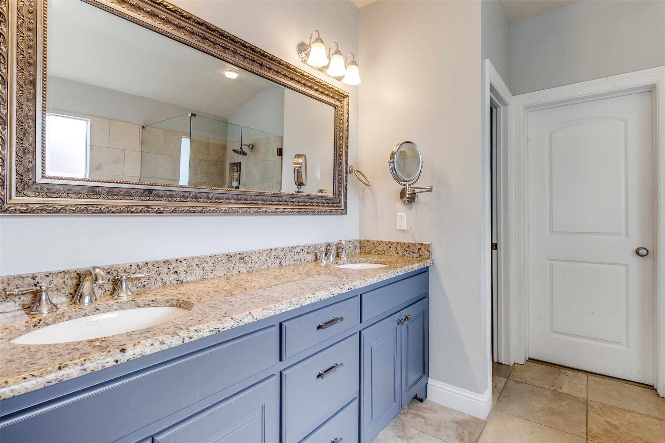 6002 Mercedes Avenue Dallas TX 75206