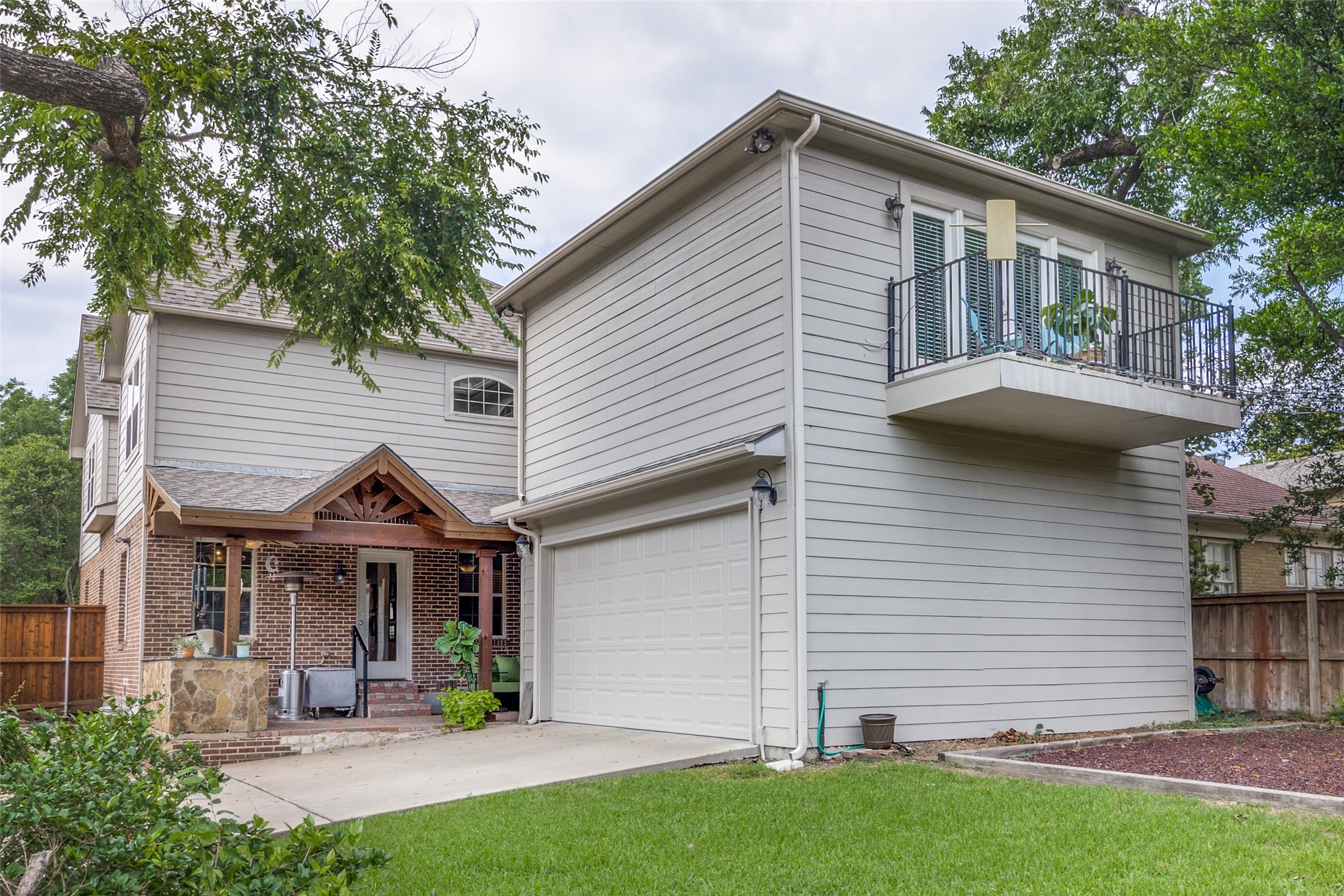 6002 Mercedes Avenue Dallas TX 75206