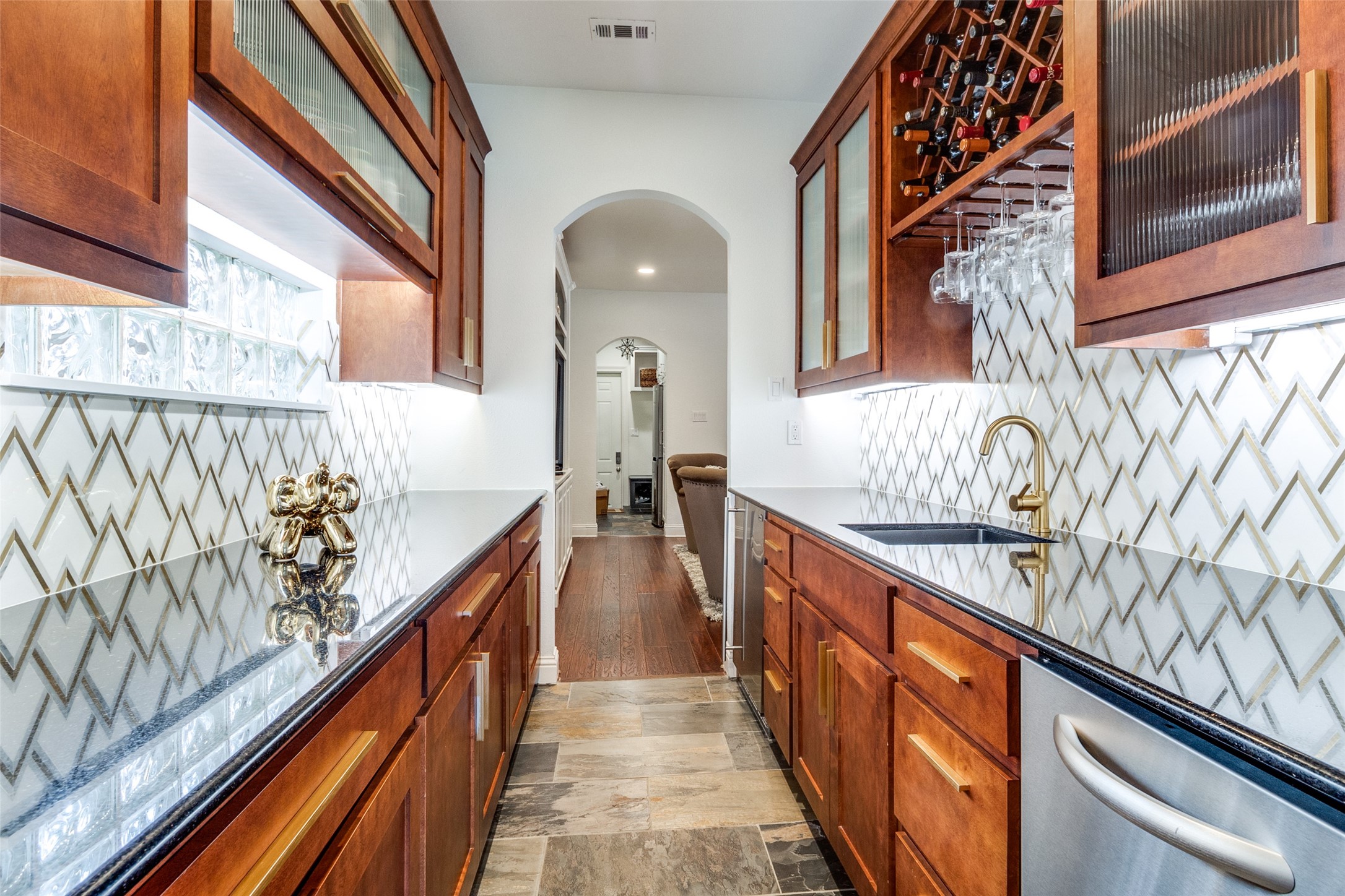 6002 Mercedes Avenue Dallas TX 75206