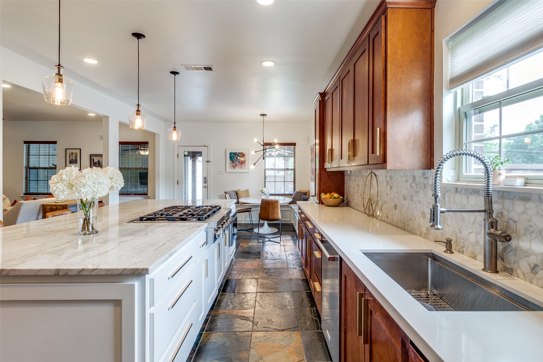 6002 Mercedes Avenue Dallas TX 75206
