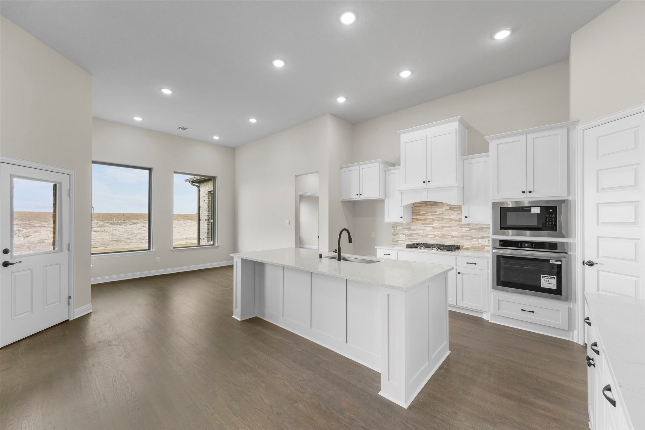 140 Lila Lake Drive Waxahachie TX 75165