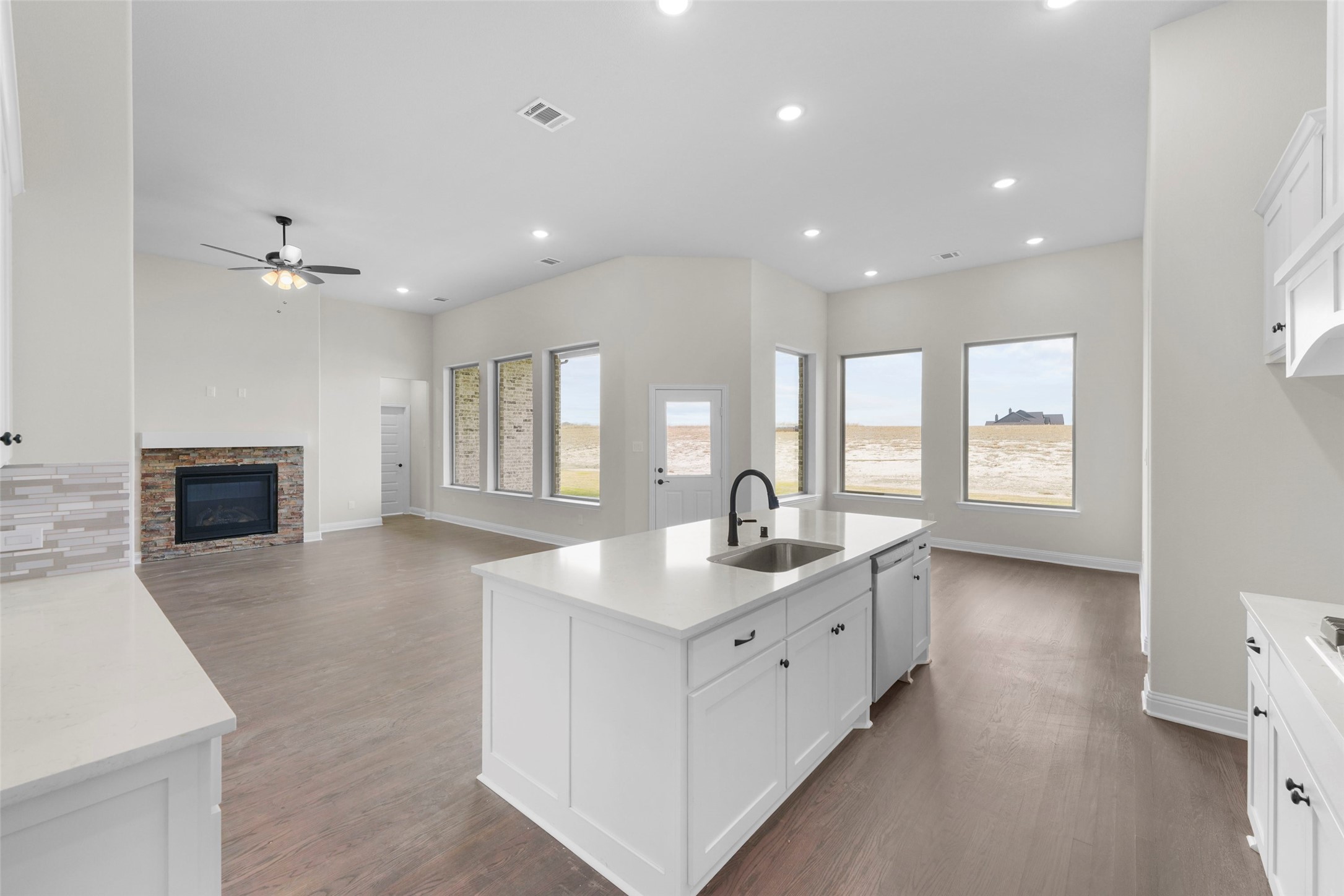 140 Lila Lake Drive Waxahachie TX 75165