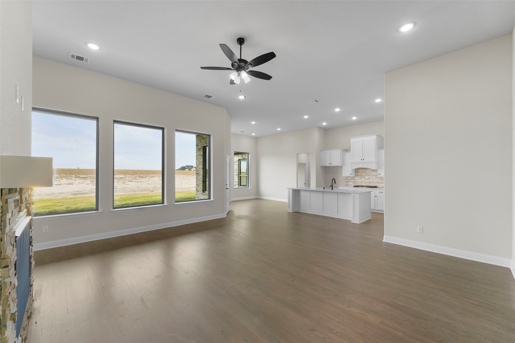 140 Lila Lake Drive Waxahachie TX 75165