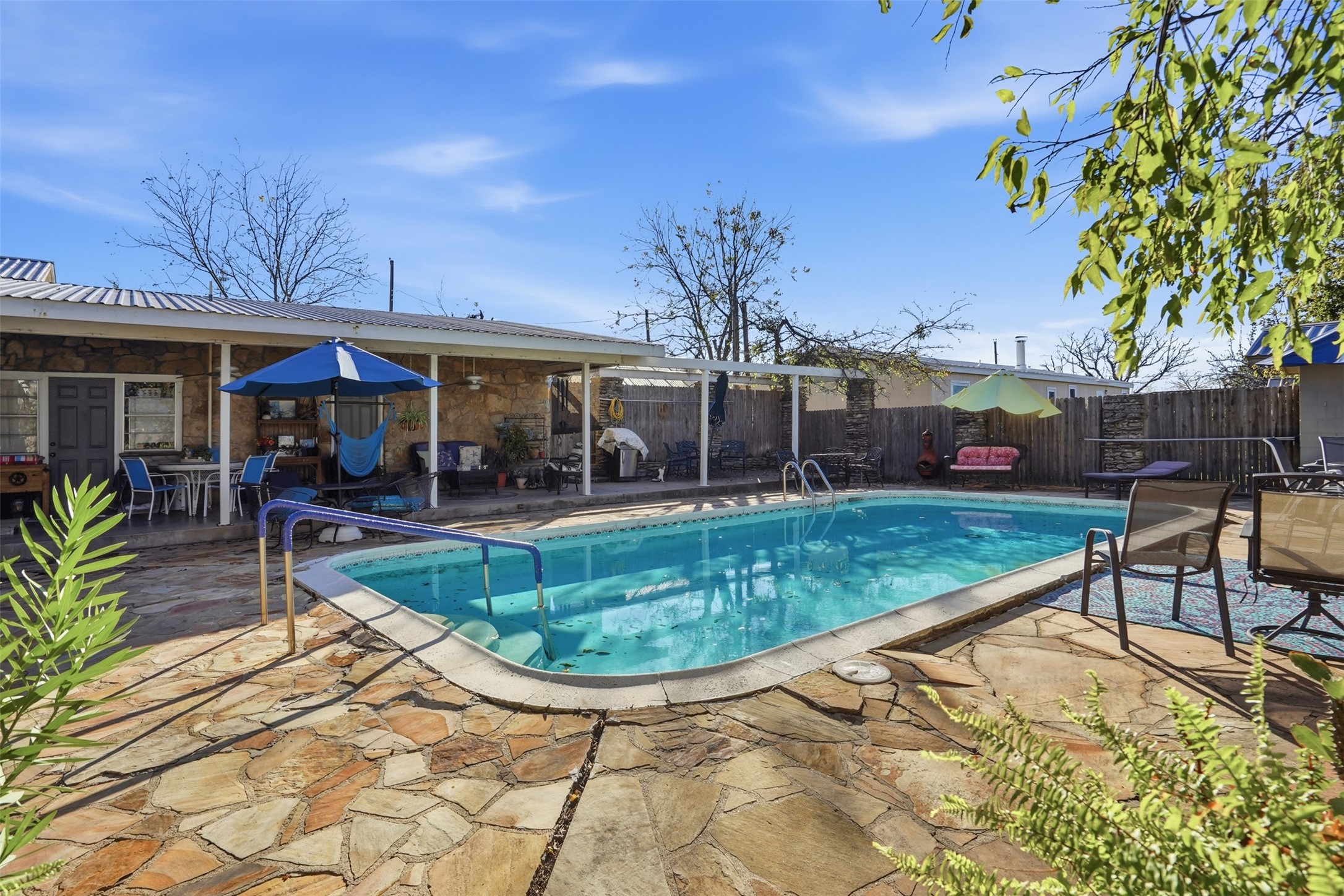 336 S 8th Avenue Palo Pinto TX 76484