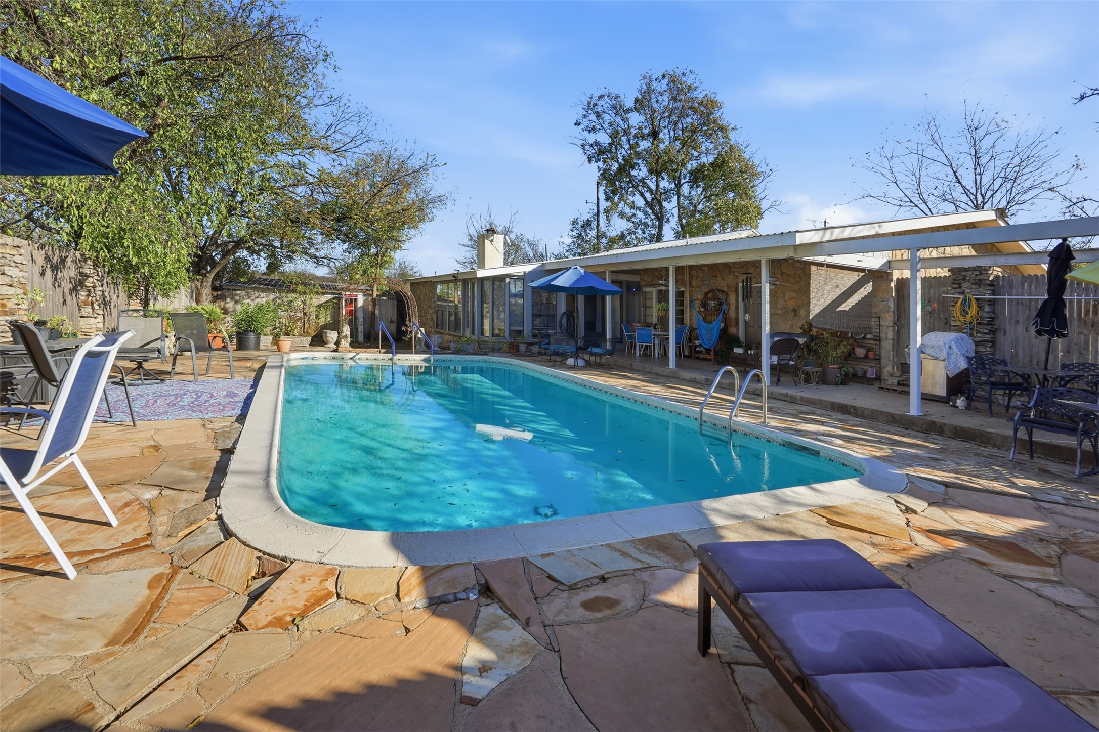 336 S 8th Avenue Palo Pinto TX 76484