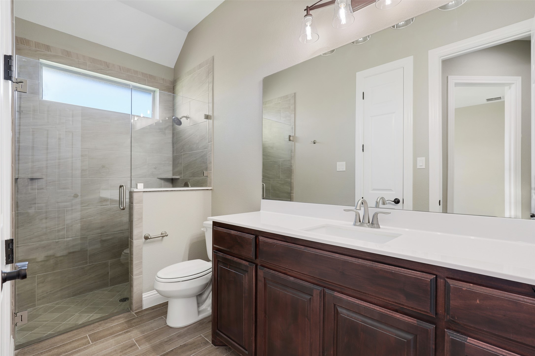 2404 Dartford Drive Crowley TX 76036