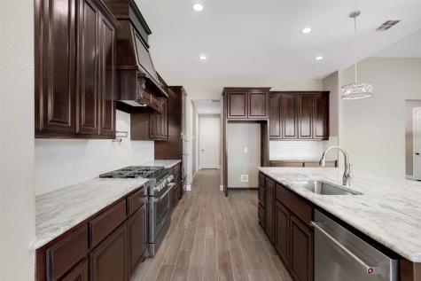 2404 Dartford Drive Crowley TX 76036