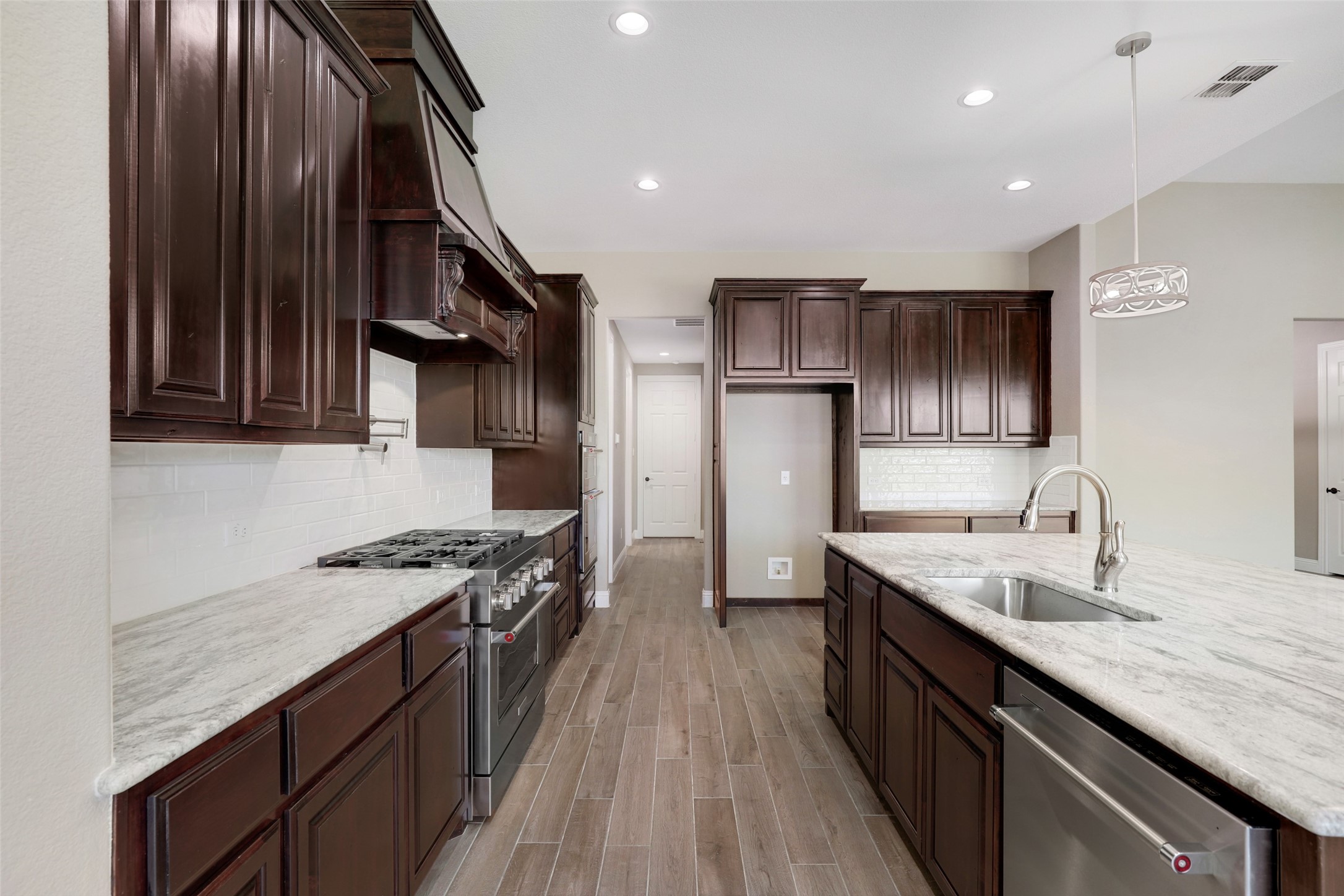 2404 Dartford Drive Crowley TX 76036