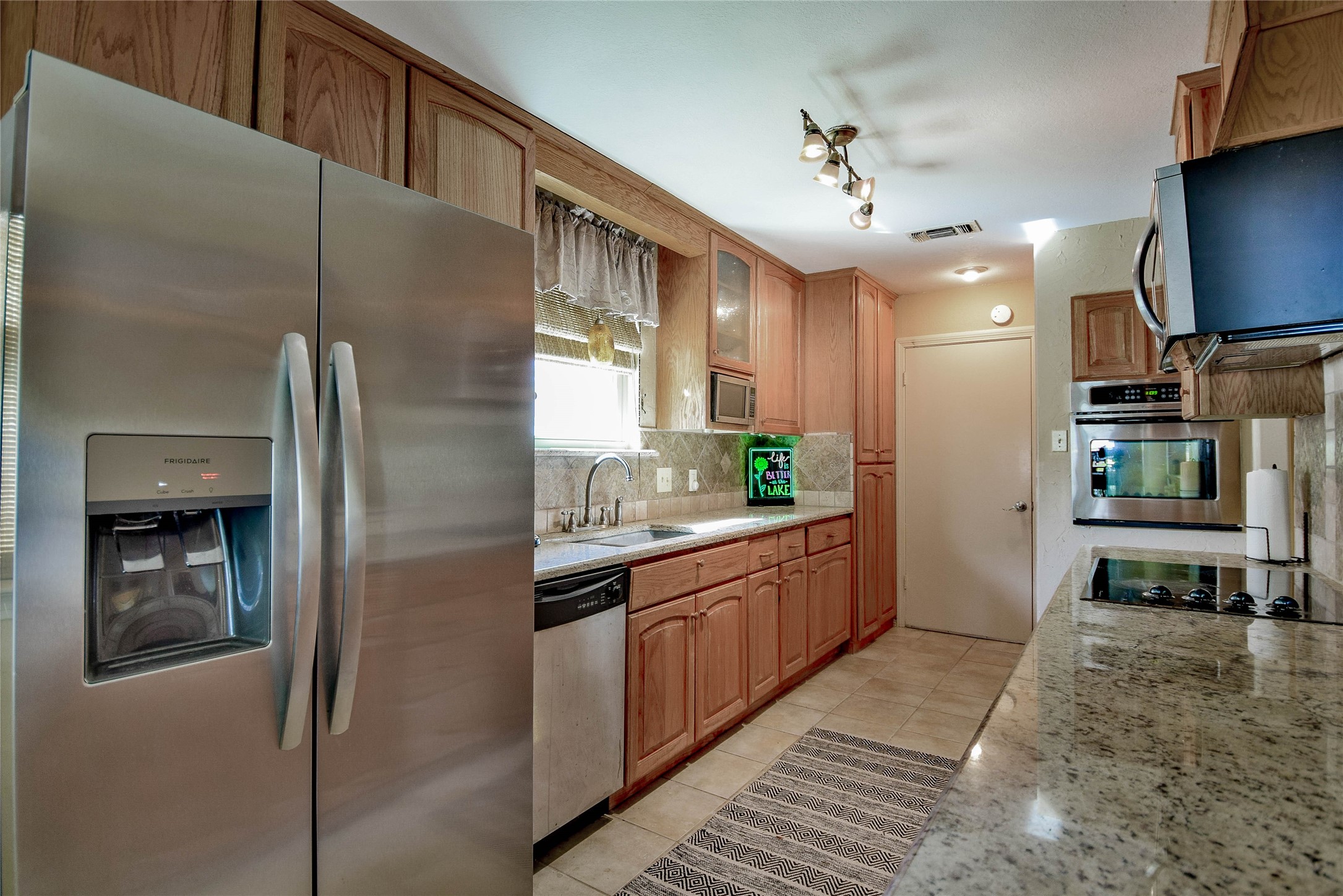 4200 Bar Harbor Court Granbury TX 76049
