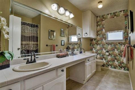 4200 Bar Harbor Court Granbury TX 76049