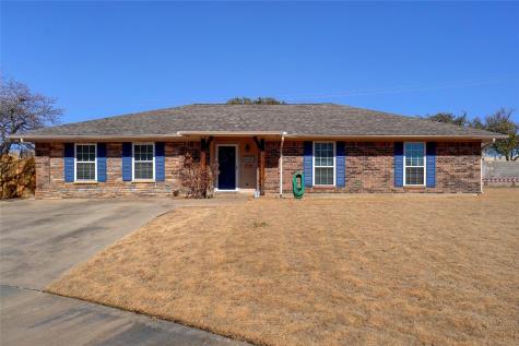 1205 Storm Court W Bedford TX 76022