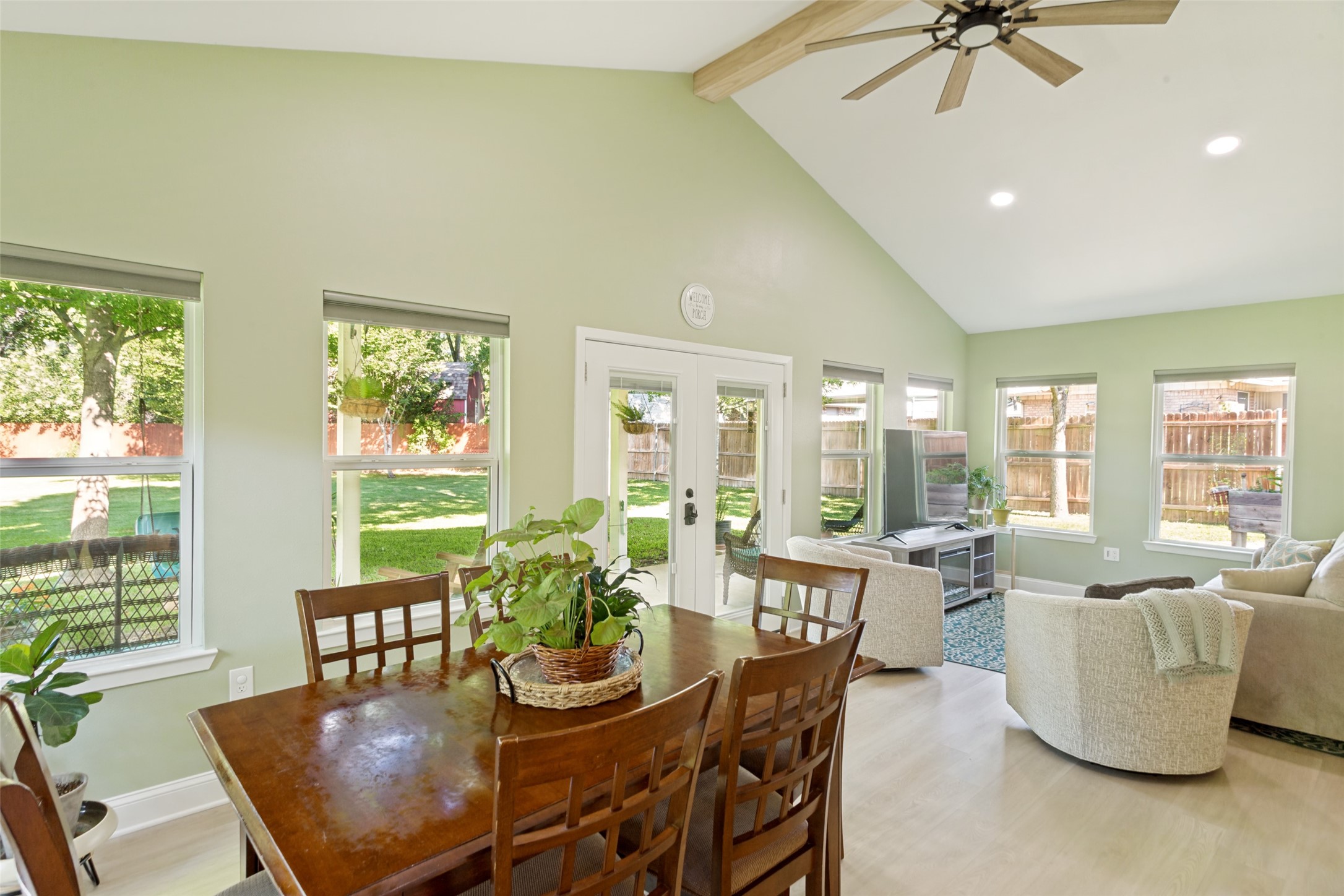 417 Arcadia Street Hurst TX 76053
