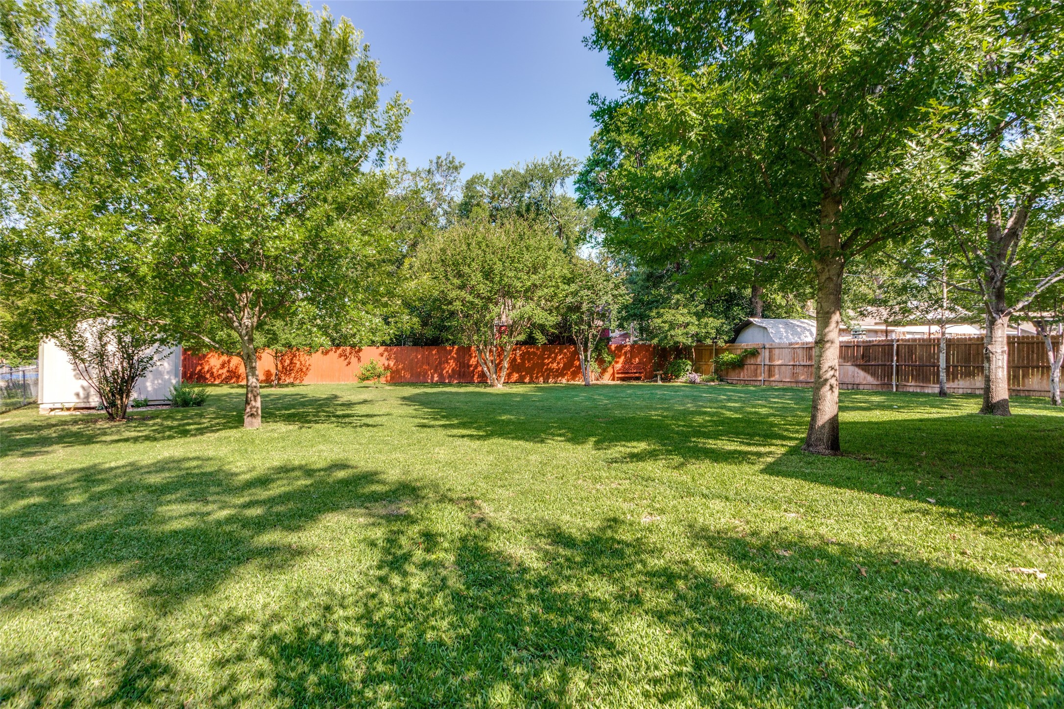 417 Arcadia Street Hurst TX 76053