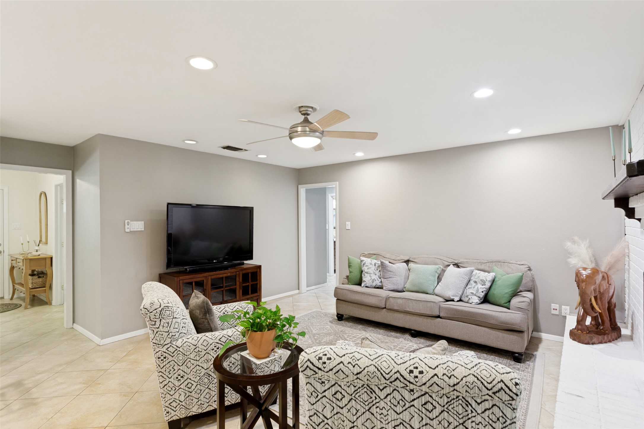 417 Arcadia Street Hurst TX 76053
