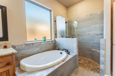 8825 Sundance Place Court Granbury TX 76049