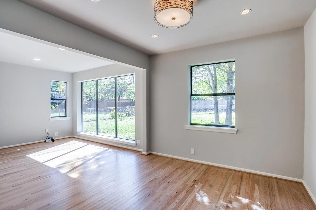 203 Leda Drive Dallas TX 75218
