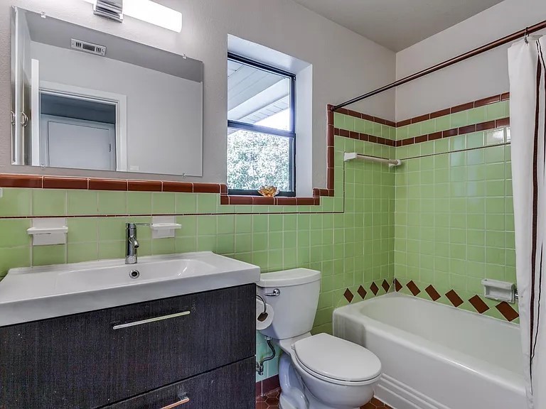 203 Leda Drive Dallas TX 75218