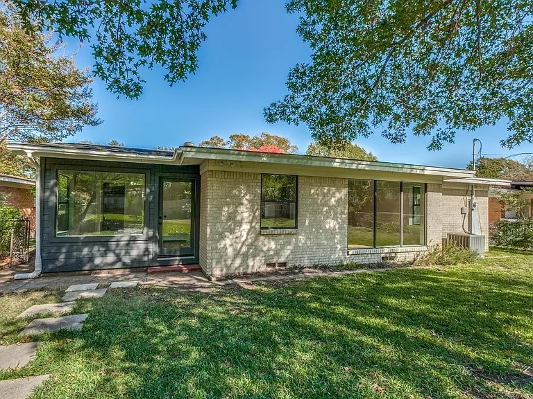 203 Leda Drive Dallas TX 75218