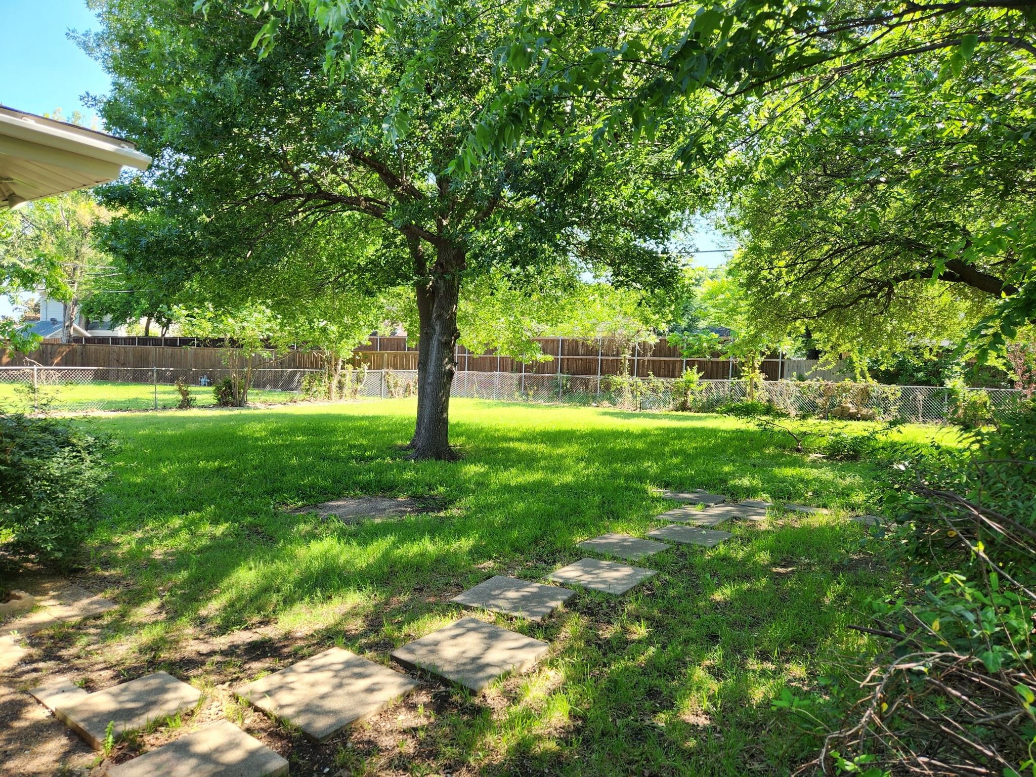 203 Leda Drive Dallas TX 75218