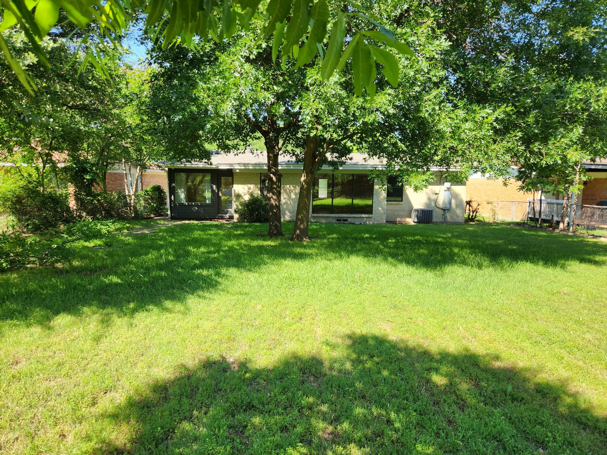 203 Leda Drive Dallas TX 75218