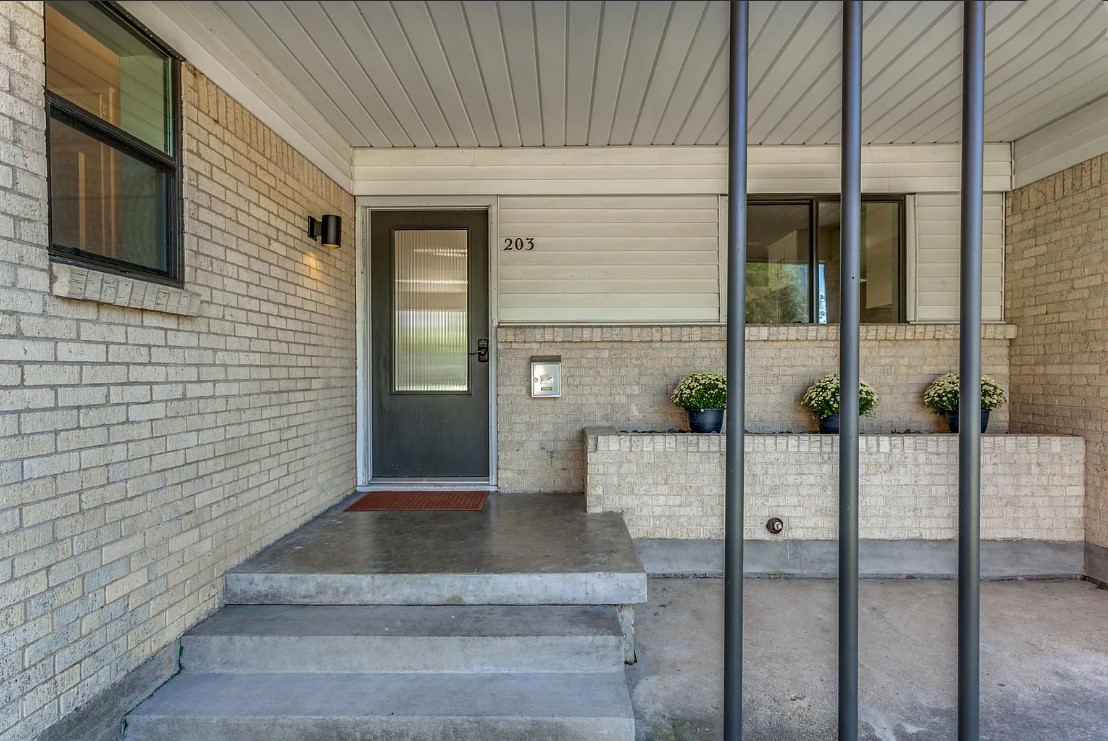 203 Leda Drive Dallas TX 75218
