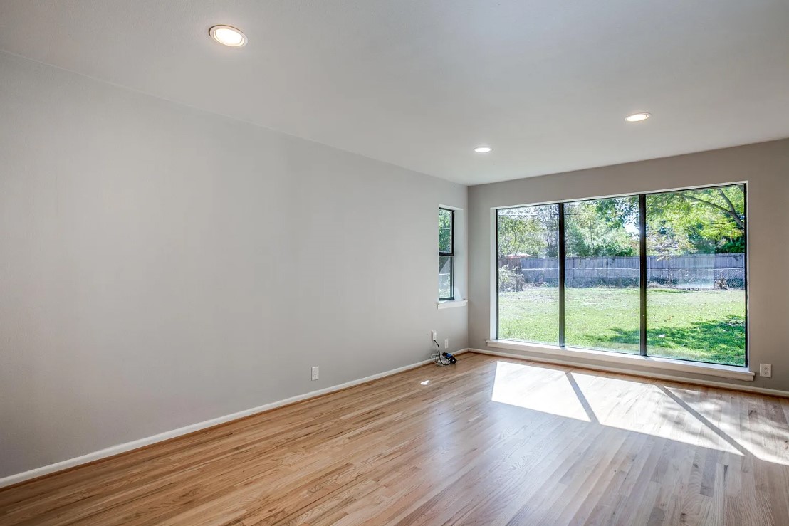 203 Leda Drive Dallas TX 75218