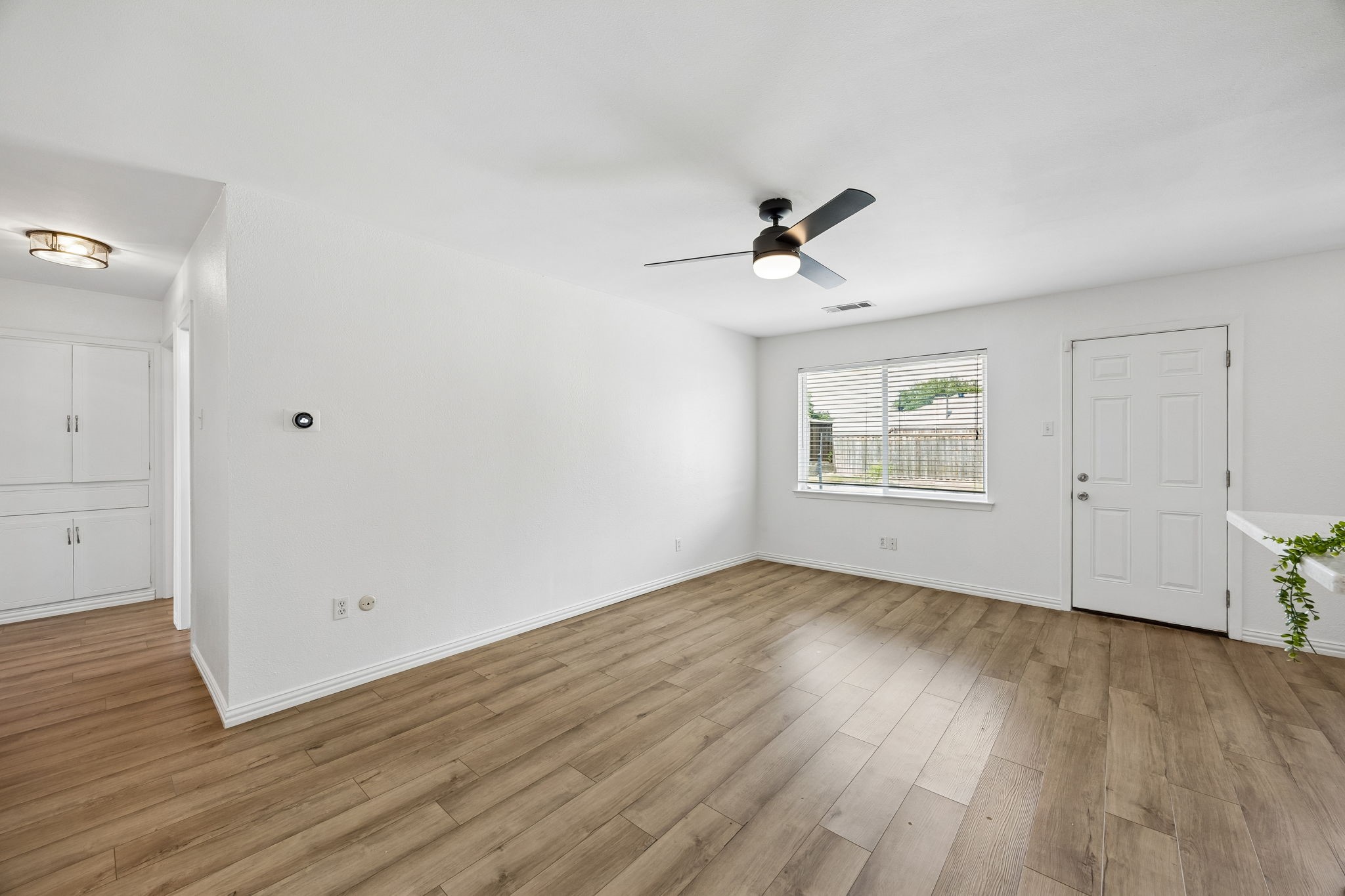 1317 Glenville Drive Garland TX 75042