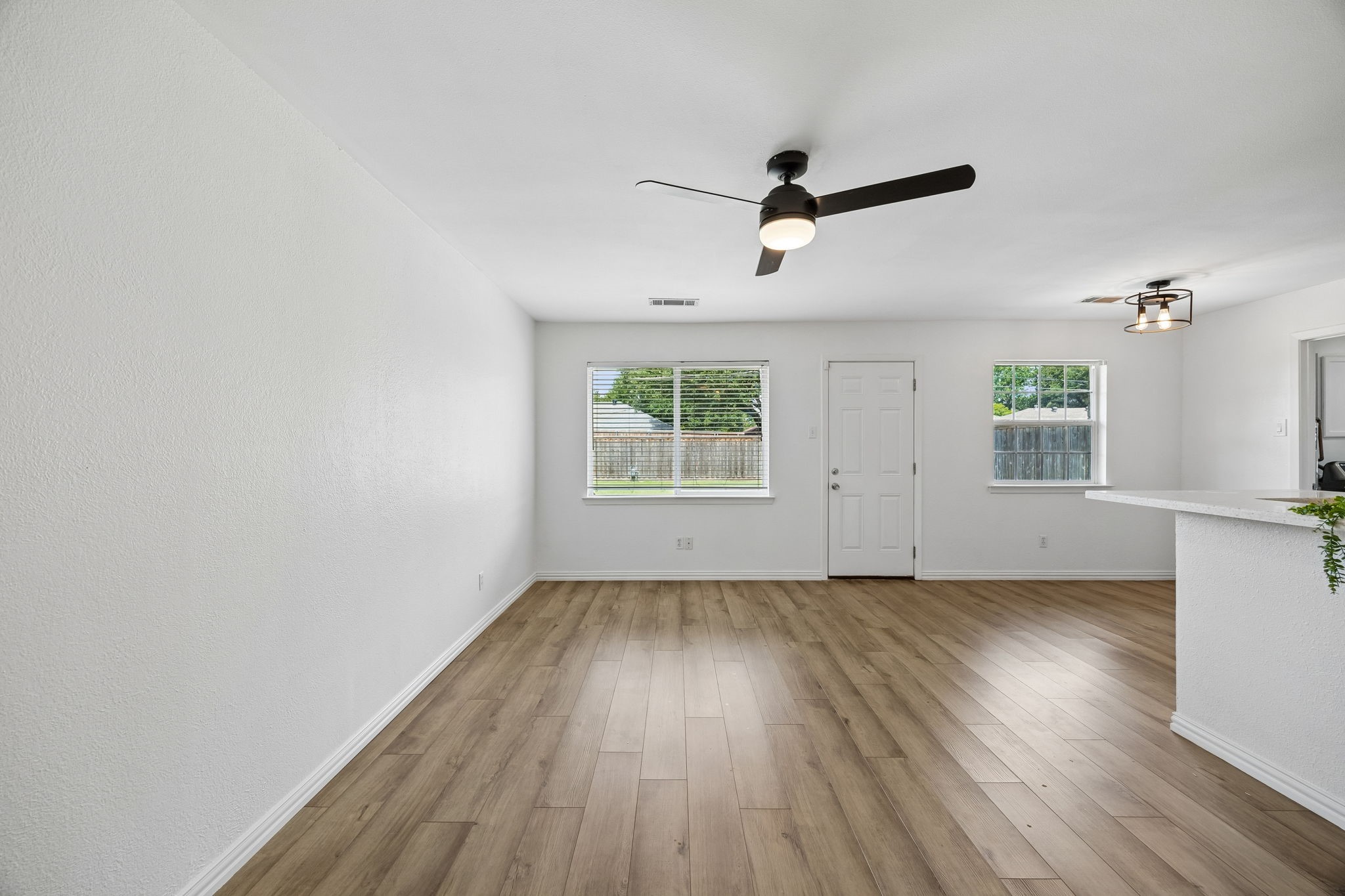 1317 Glenville Drive Garland TX 75042