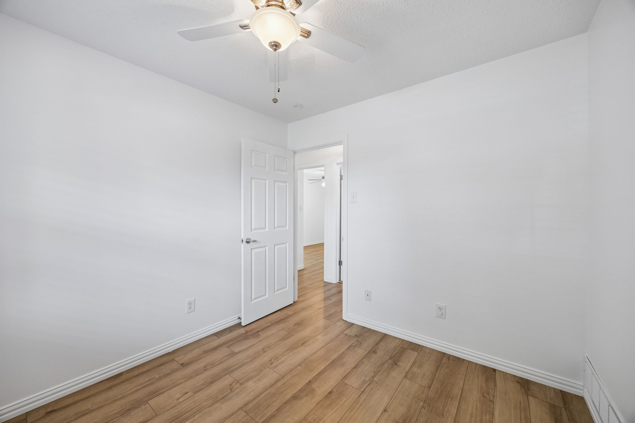 1317 Glenville Drive Garland TX 75042