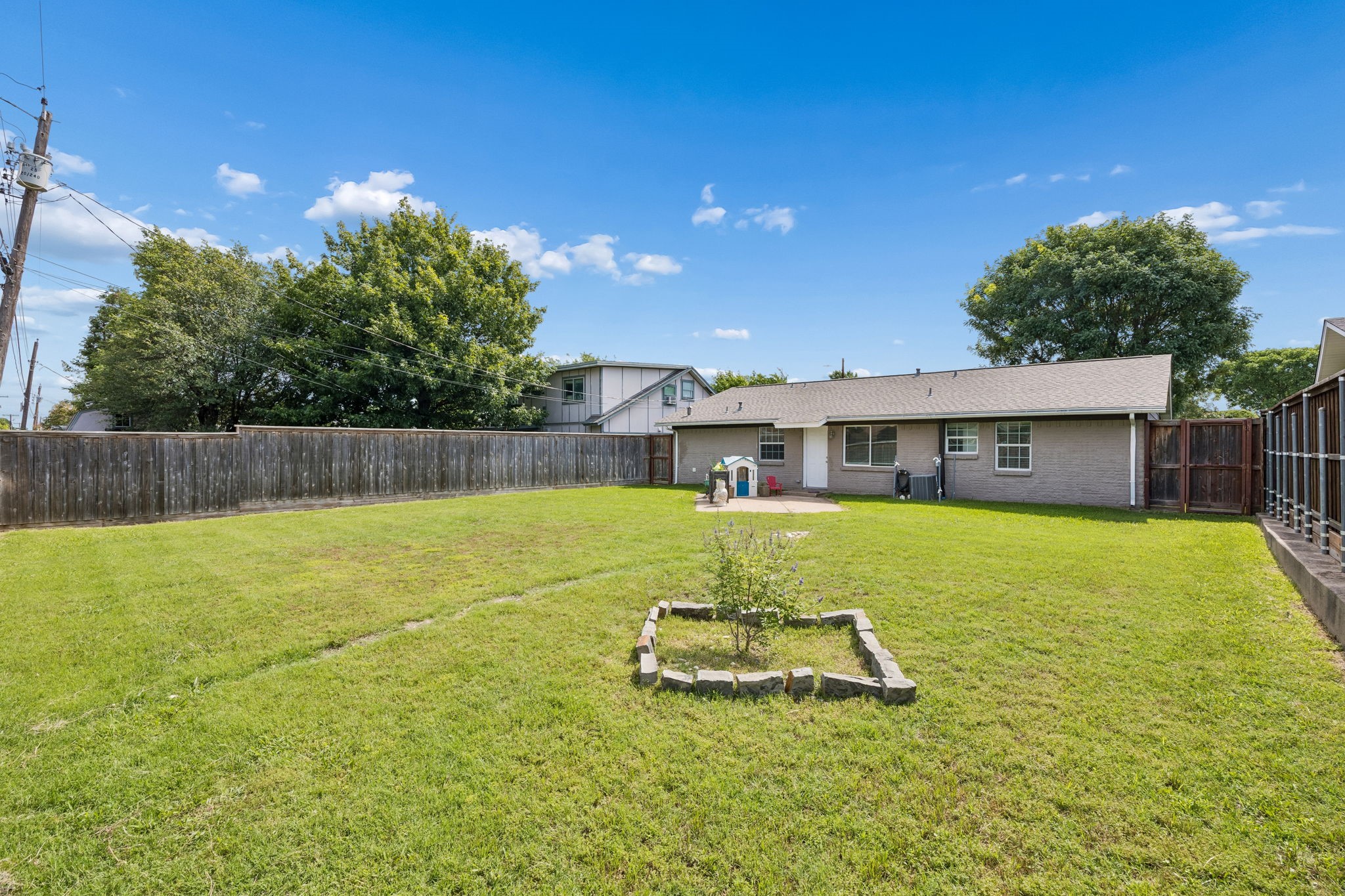 1317 Glenville Drive Garland TX 75042