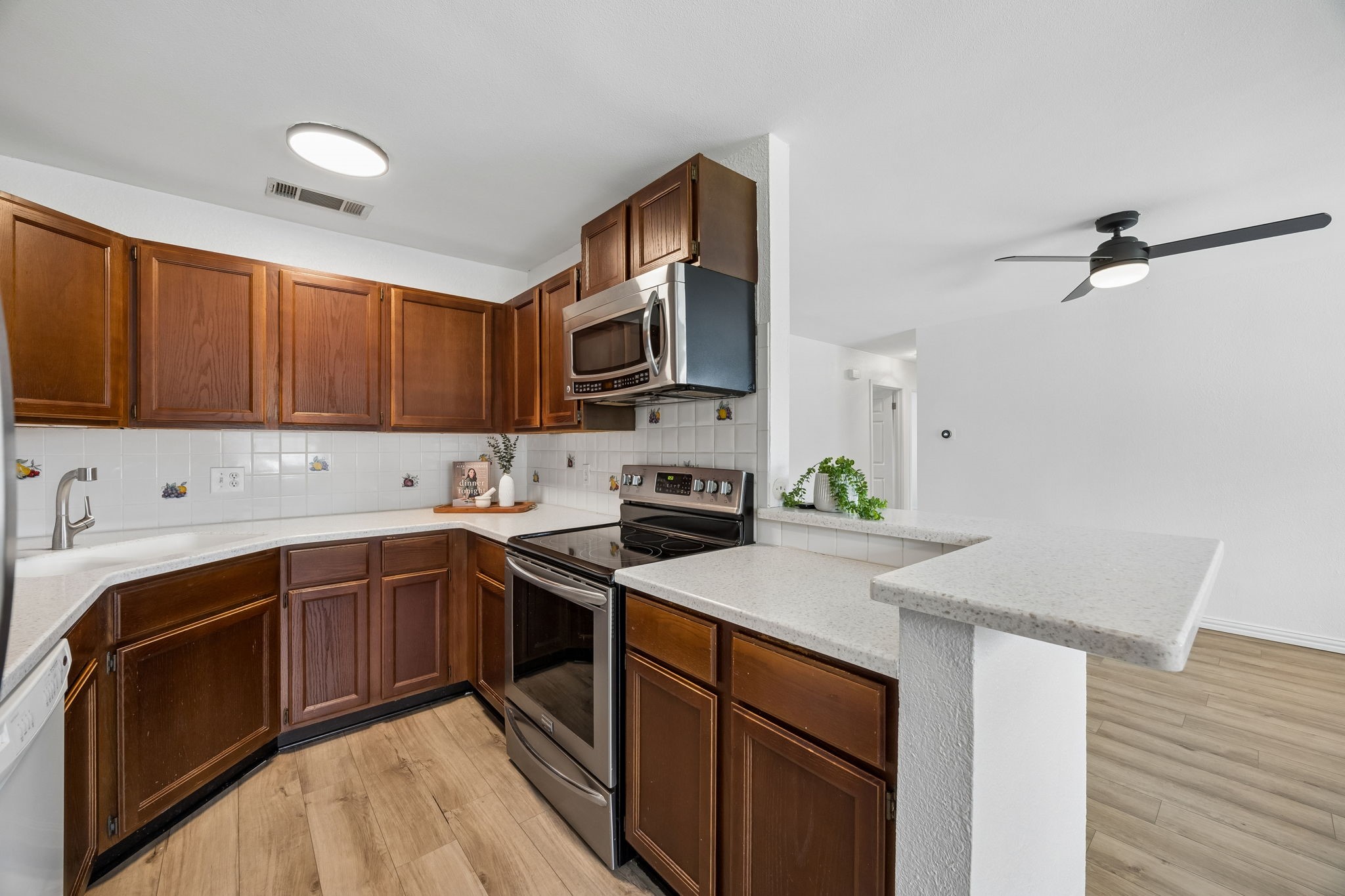1317 Glenville Drive Garland TX 75042