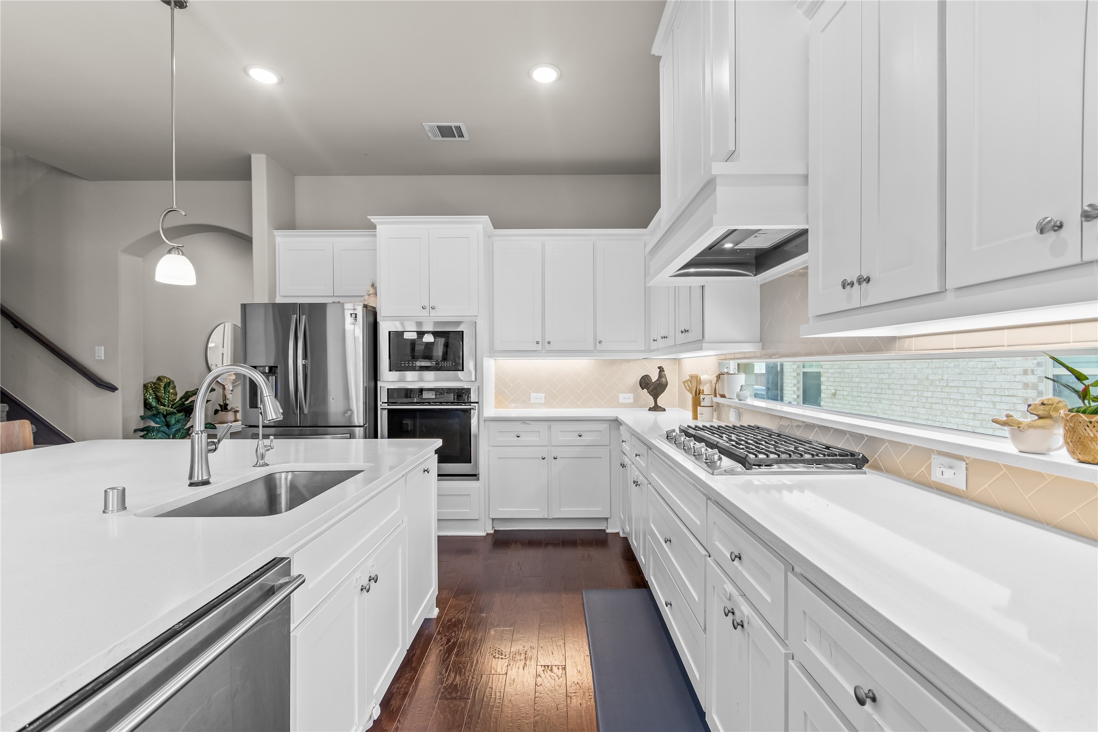 12961 Averi Lane Farmers Branch TX 75234