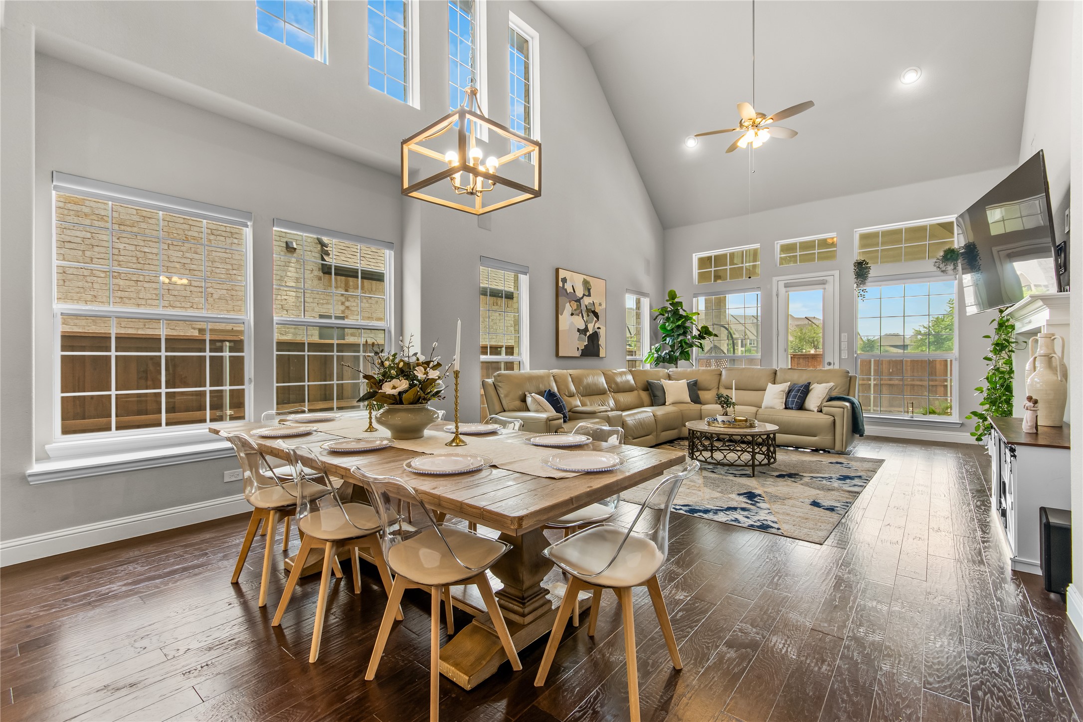 12961 Averi Lane Farmers Branch TX 75234