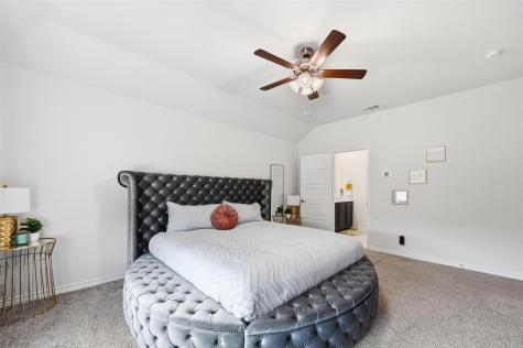 762 Fort Lane Fate TX 75189